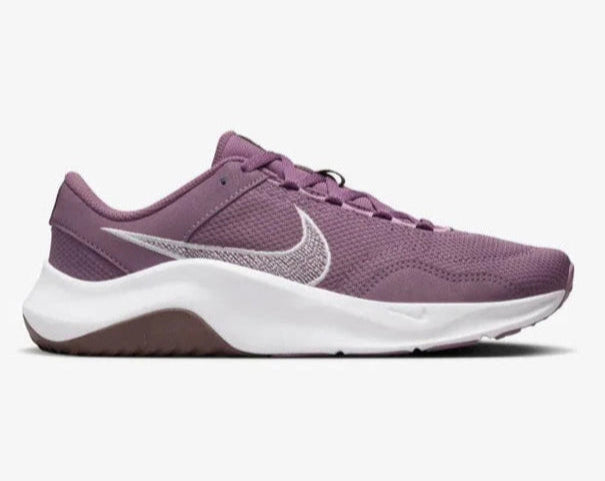 Zapatilla Nike Legend Essential 3 Next Nature Mujer Rosa